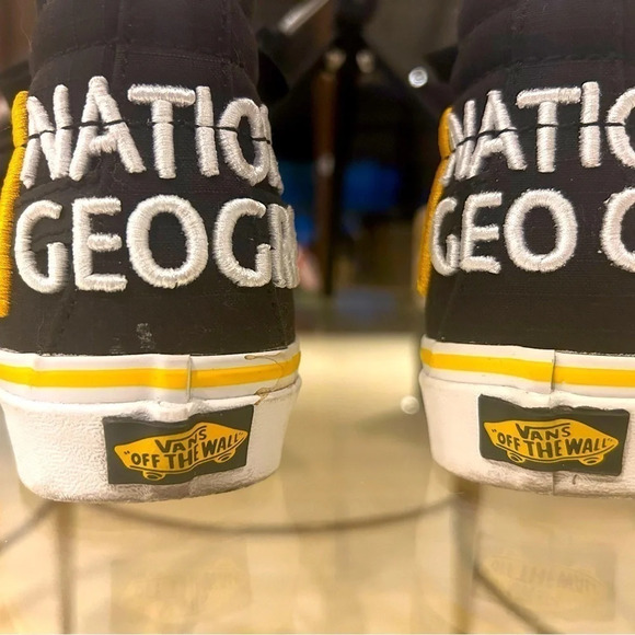 Brand new  Van’s collection “National Geographic” shoes size 5 or men’s 3.5 - Picture 3 of 11